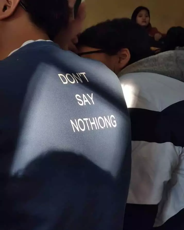 tulisan kocak di baju bapak bapak © berbagai sumber