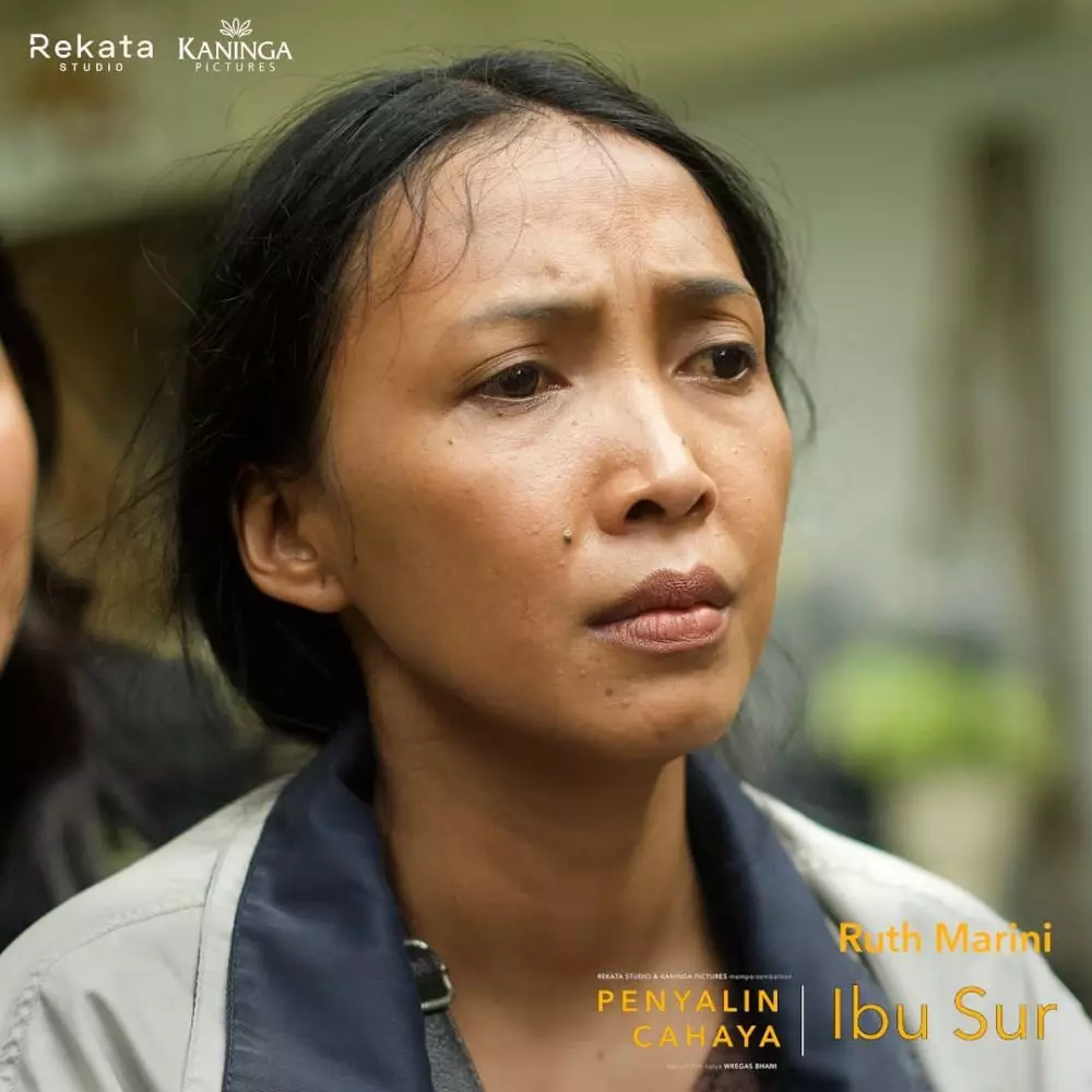 Ruth Marini dalam berbagai peran © Instagram