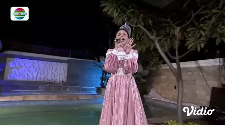 momen akikah anak lesty dan rizky billar © YouTube