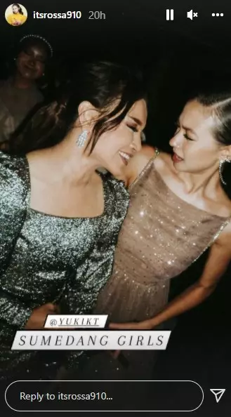 Pesona bridesmaid nikahan Vidi Aldiano © berbagai sumber Pesona bridesmaid nikahan Vidi Aldiano © berbagai sumber