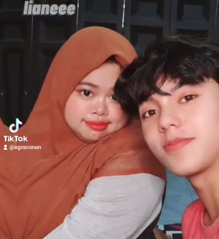 Potret kebersamaan Kekeyi dan pacar barunya Berbagai sumber  Potret kebersamaan Kekeyi dan pacar barunya Berbagai sumber