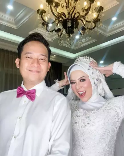 Denny Cagur dan istri dari pacaran sampai menikah © Instagram