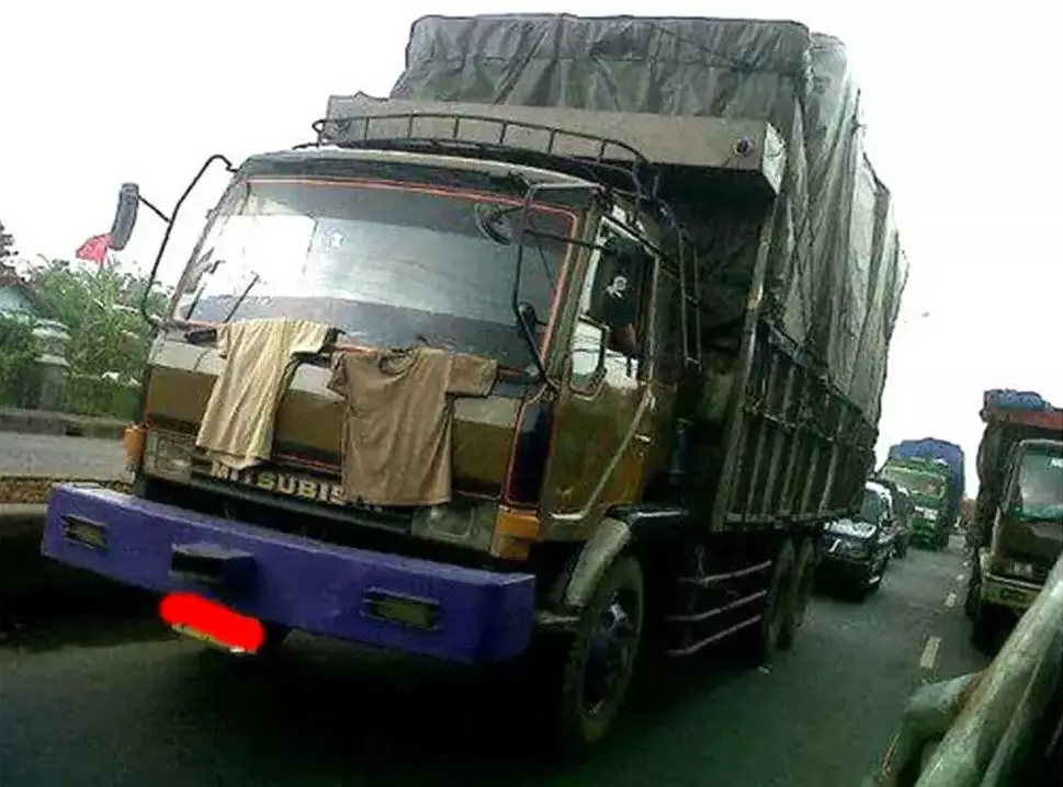 potret mobil jadi jemuran © berbagai sumber potret mobil jadi jemuran © berbagai sumber