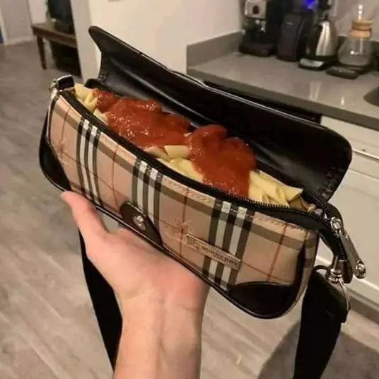 orang menyimpan makanan ada-ada saja © Instagram