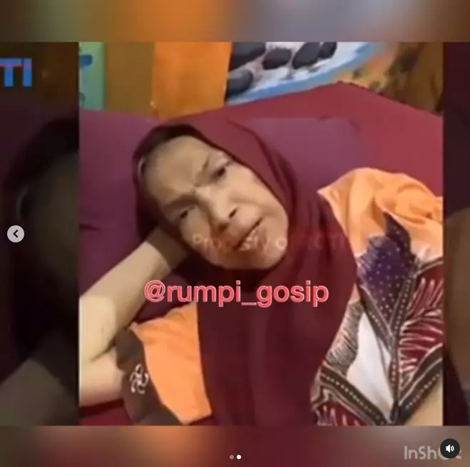 Viral video Dorce Gamalama minta bantuan ke Megawati Instagram Viral video Dorce Gamalama minta bantuan ke Megawati Instagram
