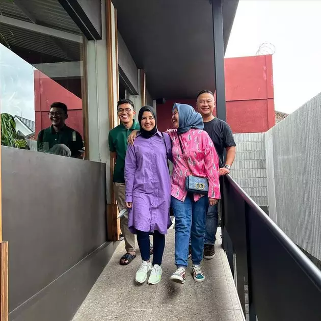 penampilan baru Tya Ariestya banjir pujian Instagram penampilan baru Tya Ariestya banjir pujian Instagram