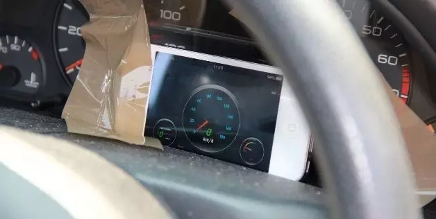 aksesori tambahan di mobil © berbagai sumber