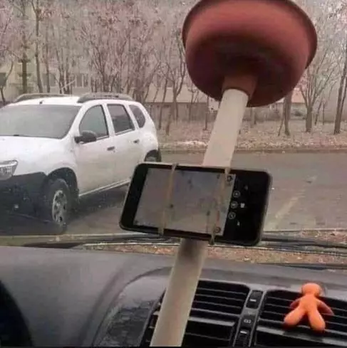 aksesori tambahan di mobil © berbagai sumber