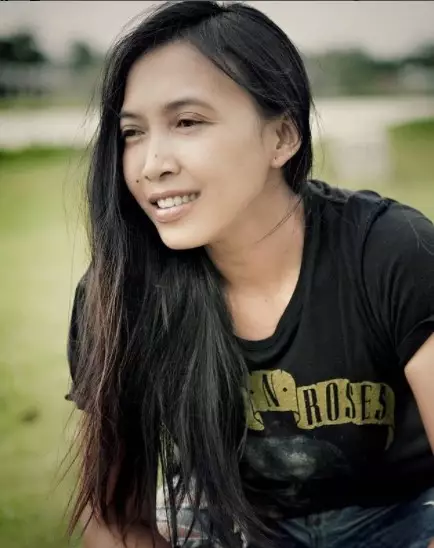 gaya Mbok Tun di keseharian © Instagram gaya Mbok Tun di keseharian © Instagram