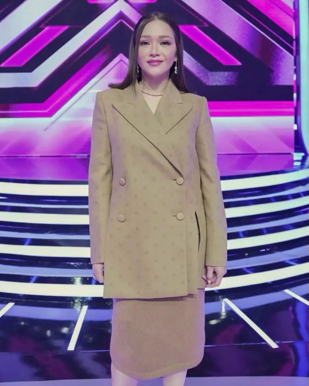 Penampilan Maia Estianty disebut mirip Anya Geraldine © Instagram Penampilan Maia Estianty disebut mirip Anya Geraldine © Instagram