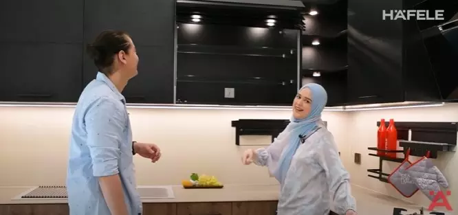 Potret terbaru dapur Cut Meyriska usai ditata ulang © YouTube