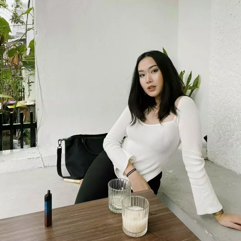 Pesona anak rocker ini bikin kaum adam jatuh hati Berbagai sumber 