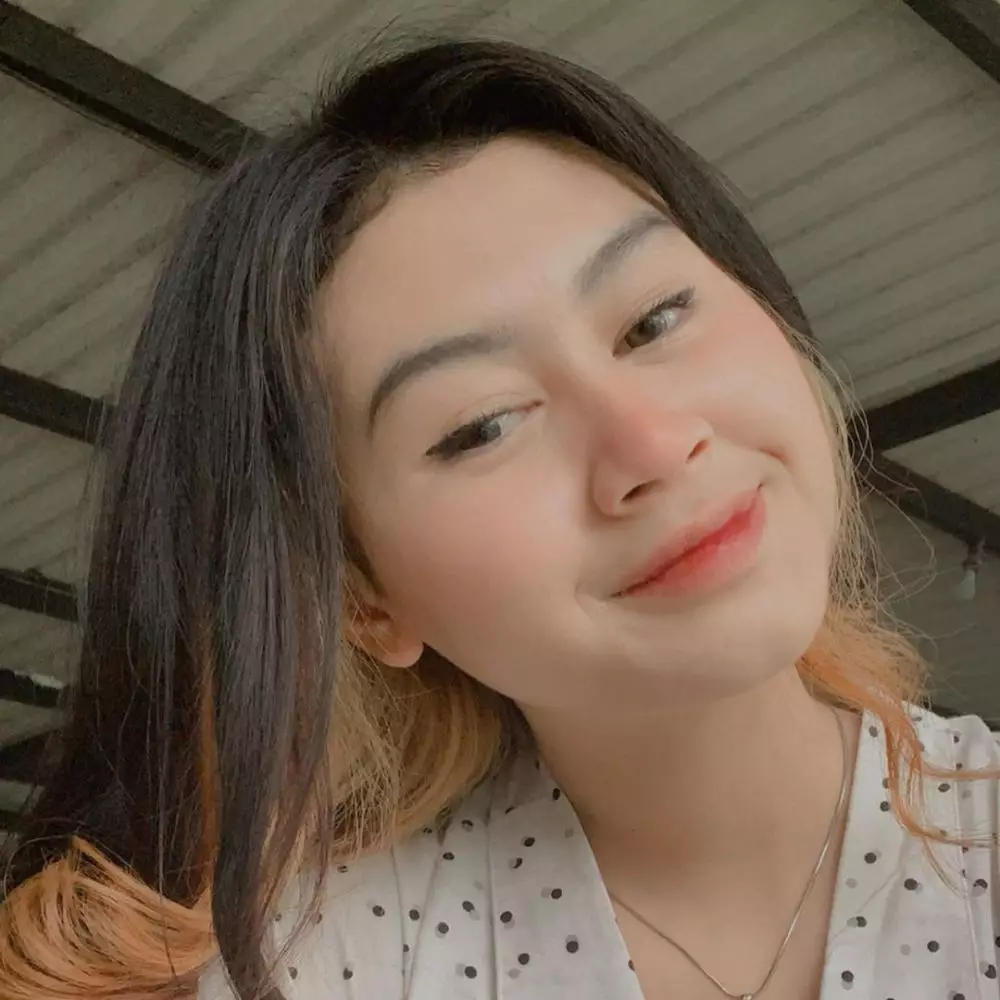 Pesona anak rocker ini bikin kaum adam jatuh hati Berbagai sumber 