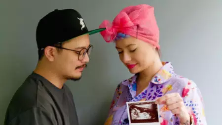 Seleb bakal jadi orang tua di tahun 2022 Berbagai sumber 