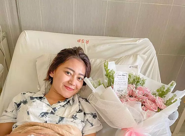 Potret tanpa makeup biduan dangdut koplo Berbagai sumber 