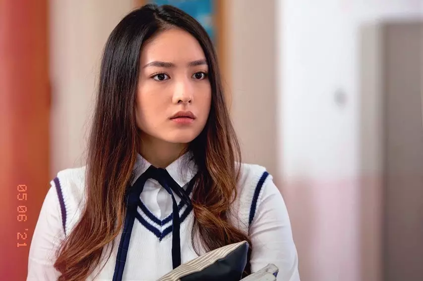 aktris langganan peran anak SMA © 2022 berbagai sumber