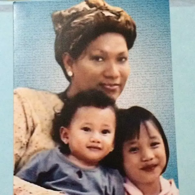 Transformasi Dorce Gamalama dari awal karier hingga kini Instagram