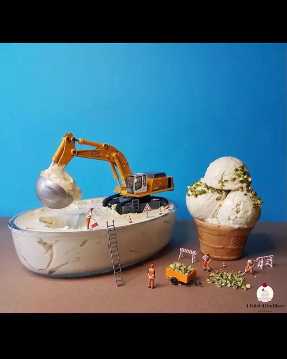 alat makan dari alat bangunan kocak © Instagram