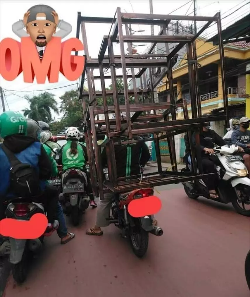 bawaan driver ojek online besar banget © Instagram bawaan driver ojek online besar banget © Instagram