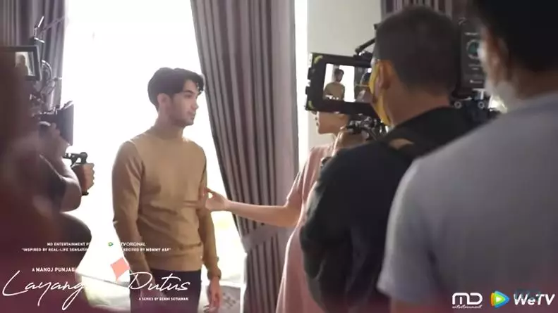 potret di balik layar Layangan Putus Berbagai sumber potret di balik layar Layangan Putus Berbagai sumber