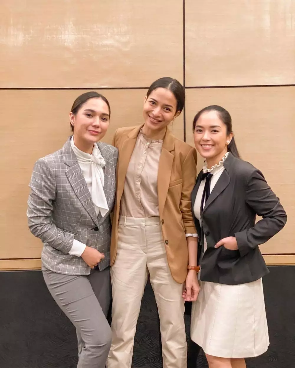 potret di balik layar Layangan Putus Berbagai sumber potret di balik layar Layangan Putus Berbagai sumber