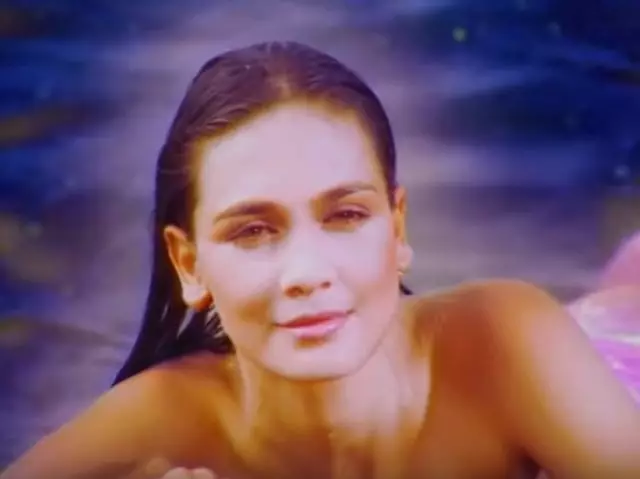 Potret lawas Luna Maya di sinetron dan film Berbagai sumber  Potret lawas Luna Maya di sinetron dan film Berbagai sumber