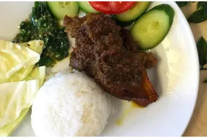 8 Tempat makan bebek legendaris di Surabaya, lezat dan bikin nagih