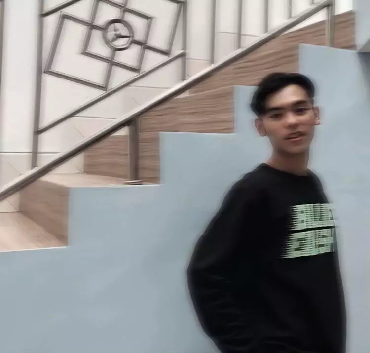 Pesona Egra Conan kekasih baru Kekeyi Berbagai sumber 