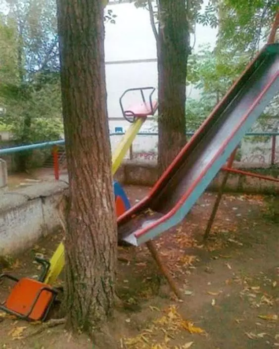 penampakan di taman bermain bingungin © Instagram penampakan di taman bermain bingungin © Instagram