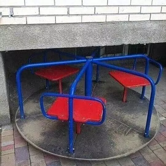 penampakan di taman bermain bingungin © Instagram penampakan di taman bermain bingungin © Instagram