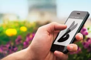 9 Aplikasi bikin logo, cepat dan hasilnya keren