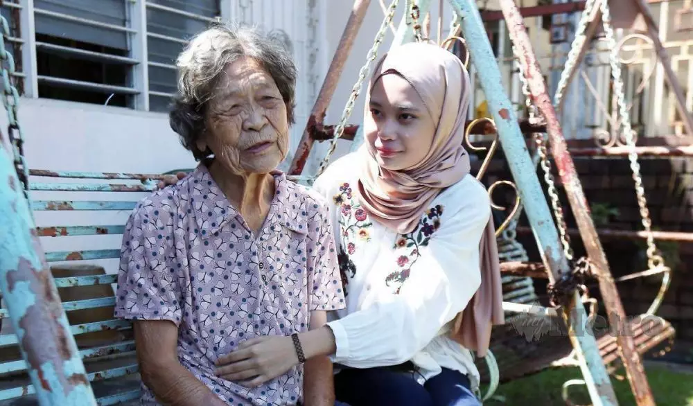 rohana anak tkw dirawat wanita cina © hmetro.com.my