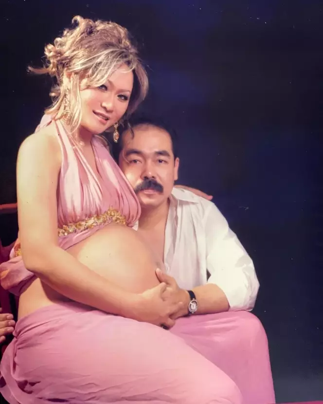 potret lawas maternity shoot Inul Daratista © Instagram