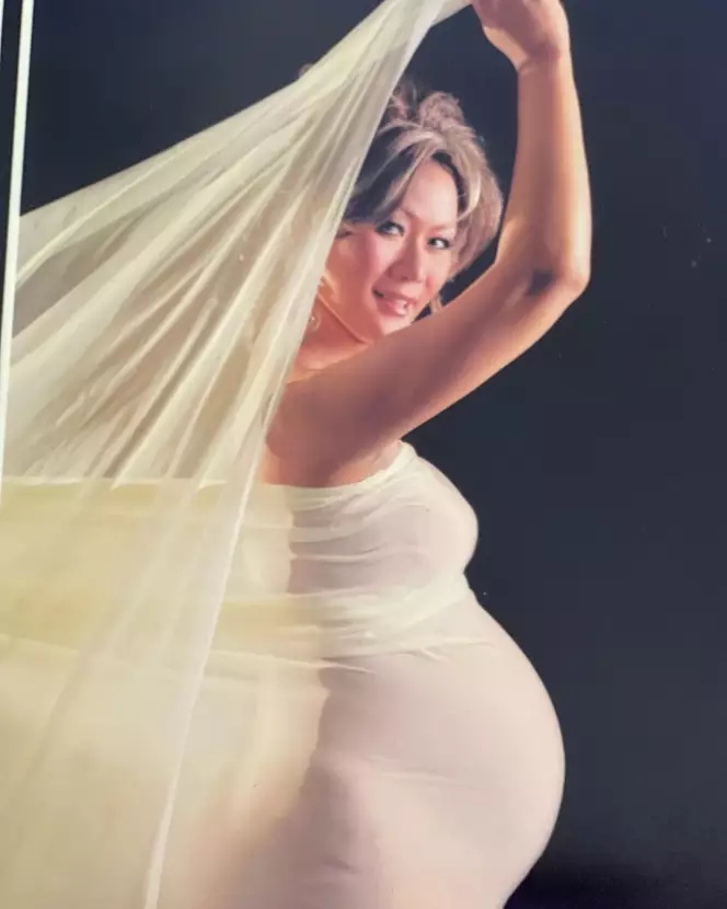 potret lawas maternity shoot Inul Daratista © Instagram
