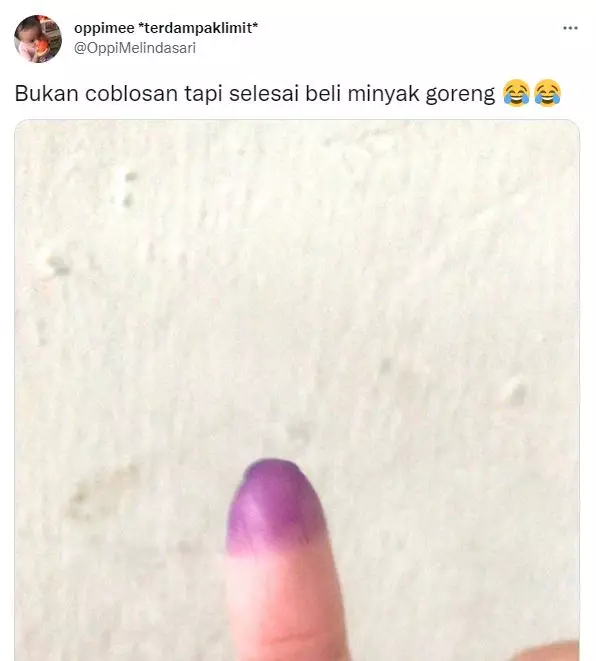 momen berburu minyak goreng © Twitter
