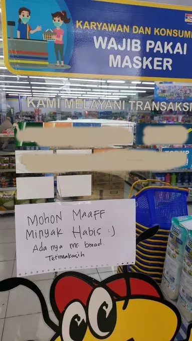 momen berburu minyak goreng © Twitter