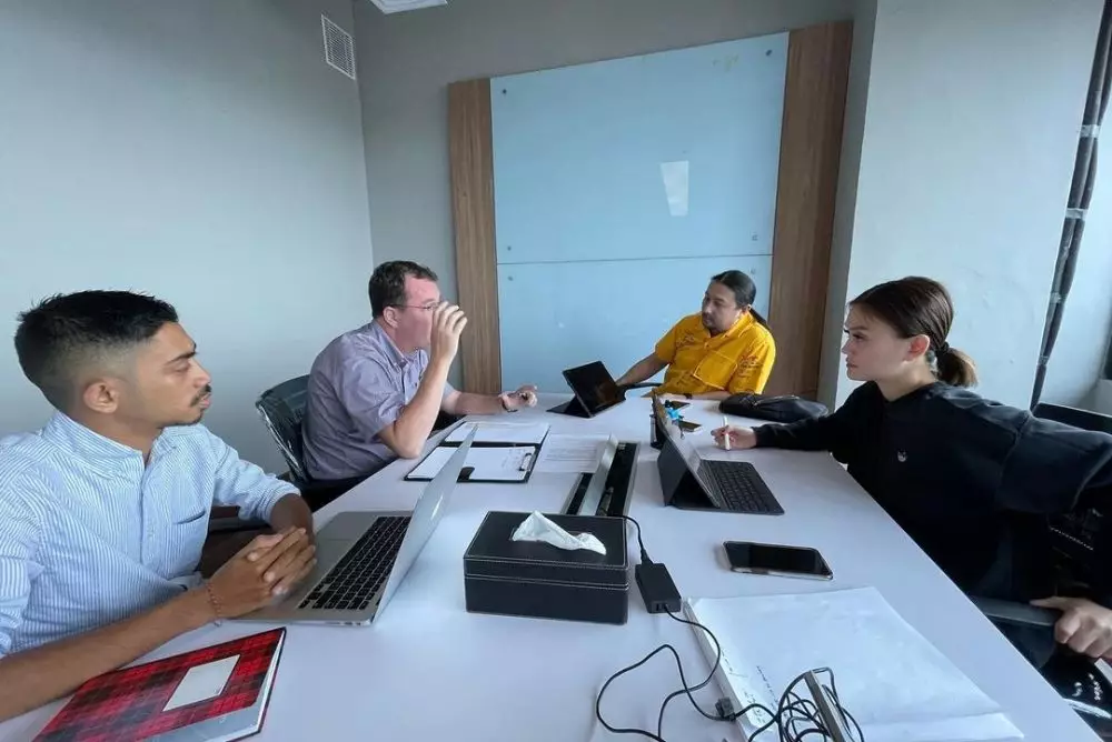 potret kompak Agnez Mo bareng kakak Instagram