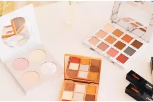 Paham soal makeup? Coba jawab kuis ini buat buktikan kemampuanmu