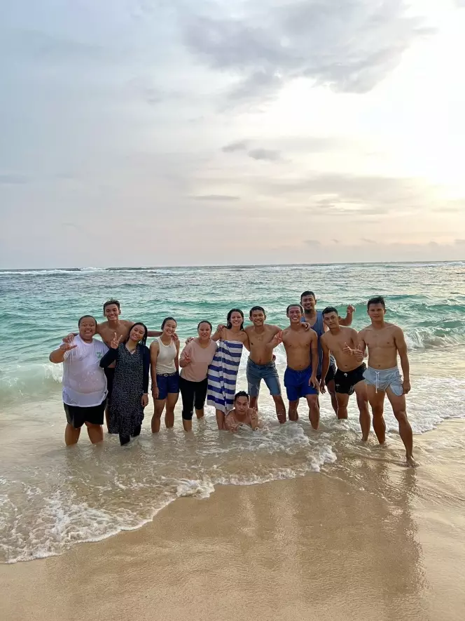 momen mesra Susan Sameh dan Fajar Alfian © berbagai sumber