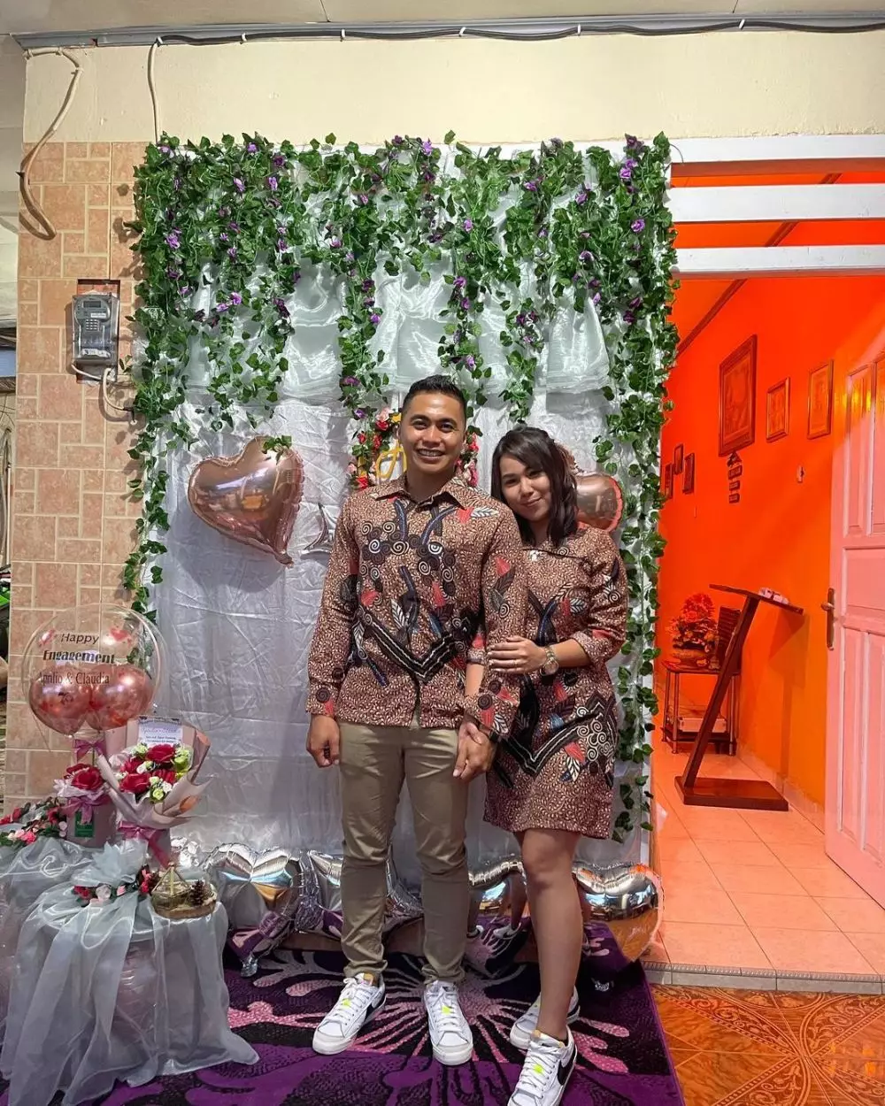 momen lamaran aprilio manganang © instagram momen lamaran aprilio manganang © instagram