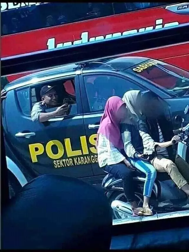 aksi kocak menghindari tilang © 2022 brilio.net