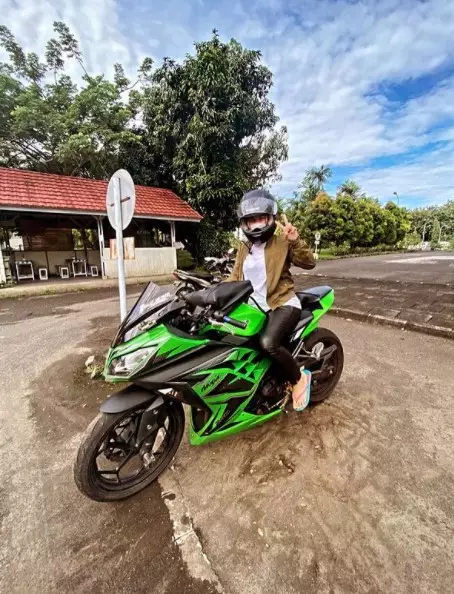 Pesona Claudya calon istri Aprilio Manganang © Instagram