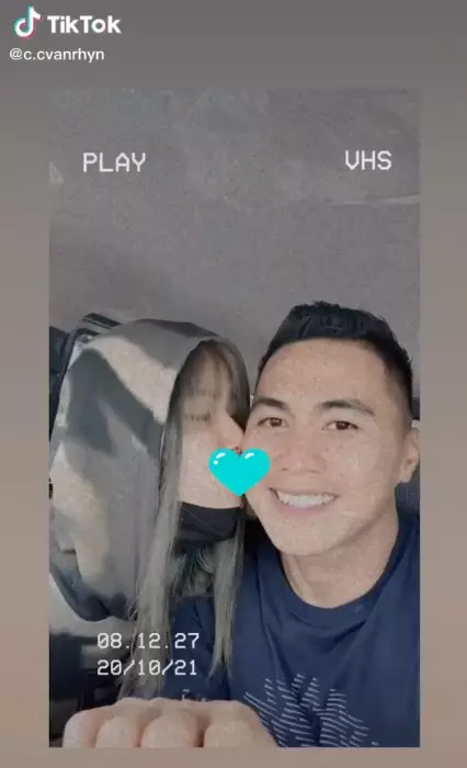 manganang dan kekasih pacaran hingga lamaran © berbagai sumber