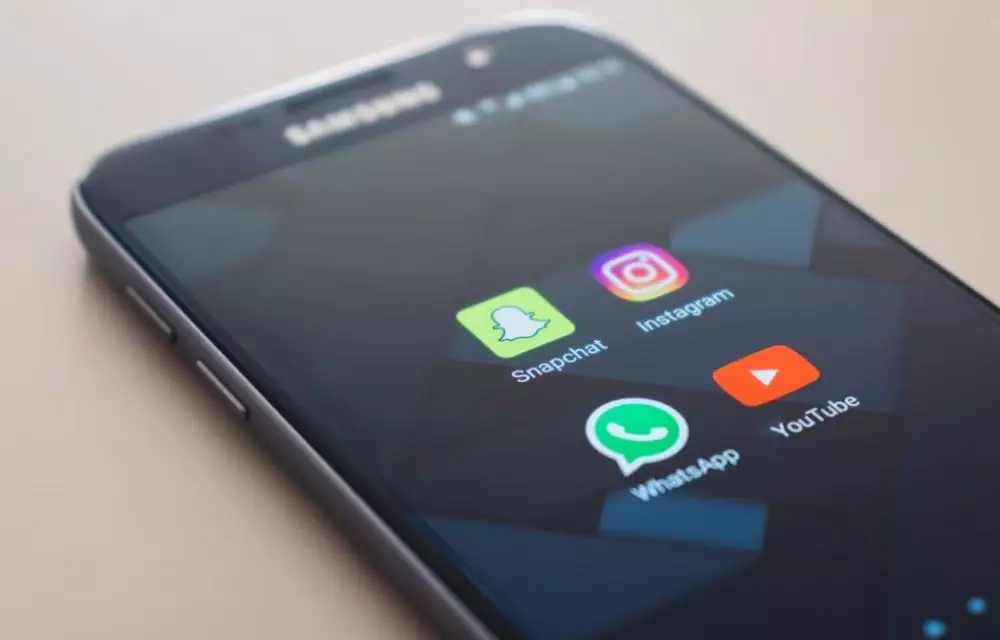 Cara menonaktifkan download otomatis di WhatsApp © 2022 brilio.net