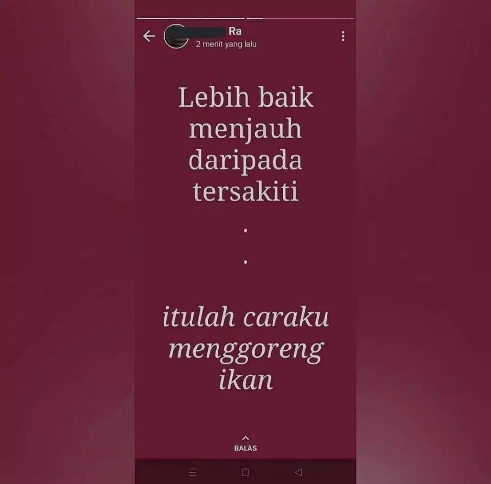 status WA nggak jadi baper akhirnya © Twitter
