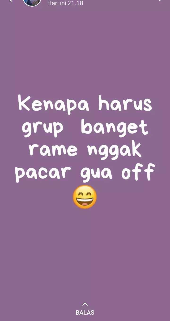 status WA nggak jadi baper akhirnya © Twitter