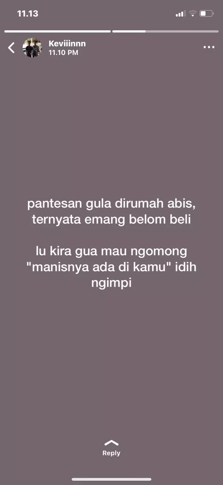 status WA nggak jadi baper akhirnya © Twitter