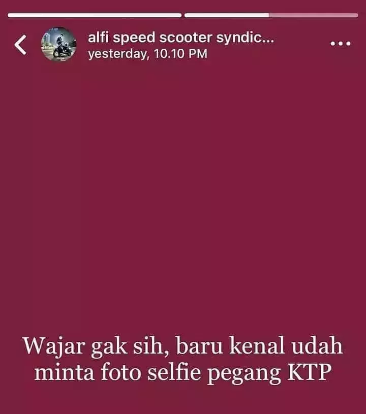 status WA nggak jadi baper akhirnya © Twitter