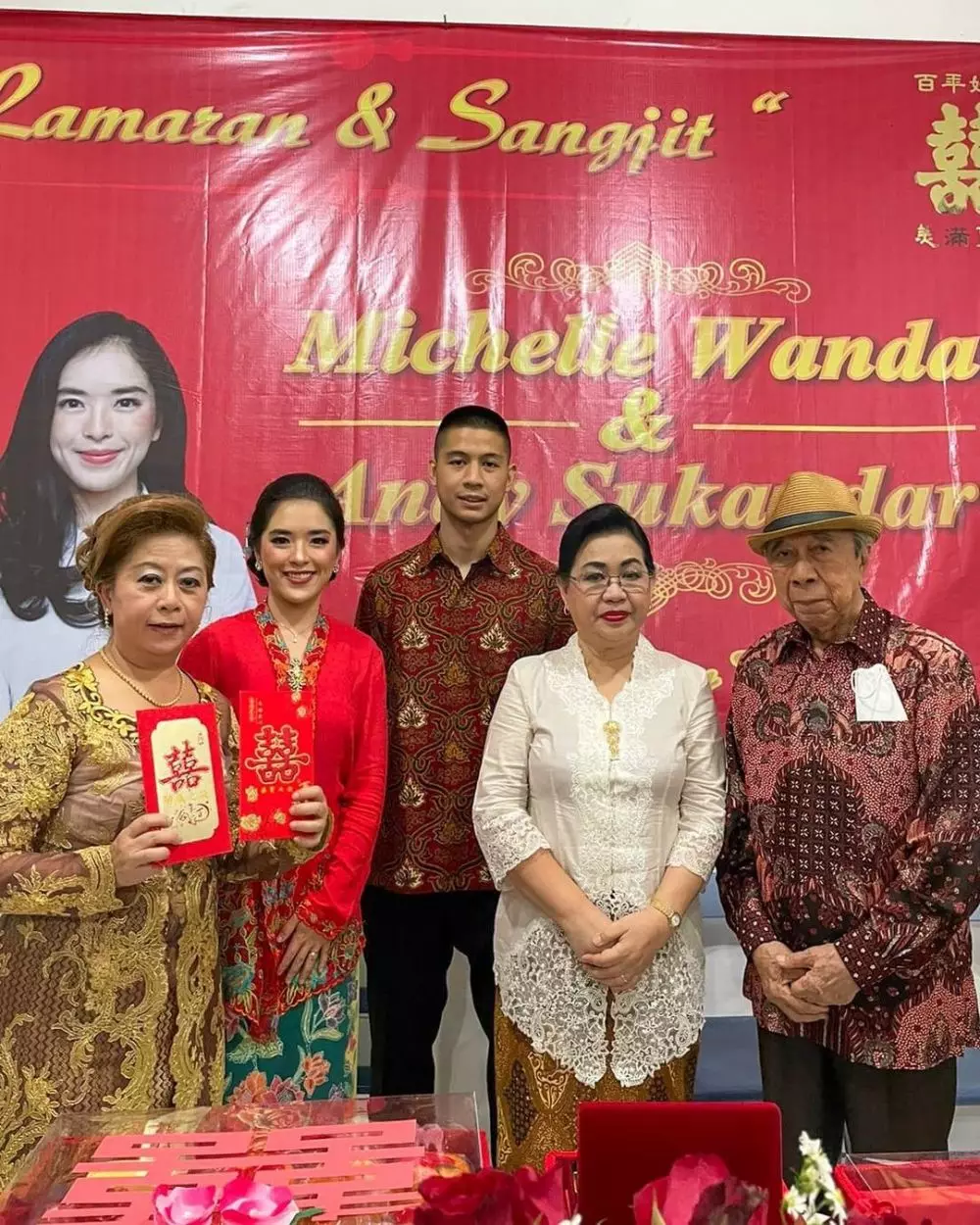 Momen lamaran Michelle Wanda Layangan Putus © Instagram Momen lamaran Michelle Wanda Layangan Putus © Instagram