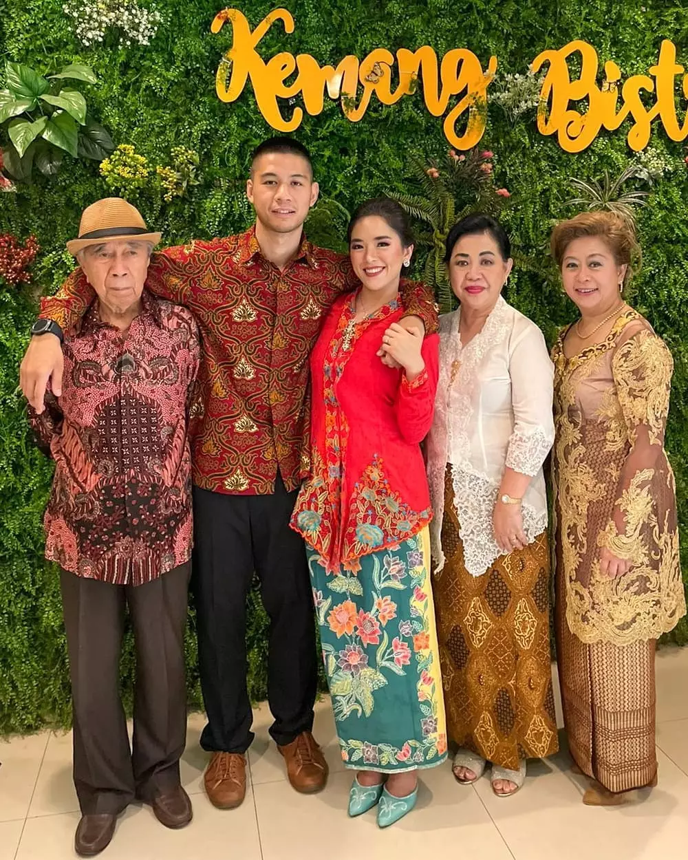 Momen lamaran Michelle Wanda Layangan Putus © Instagram Momen lamaran Michelle Wanda Layangan Putus © Instagram
